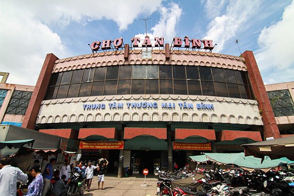 Nhập hàng Quảng Châu tại các chợ đầu mối, cửa khẩu