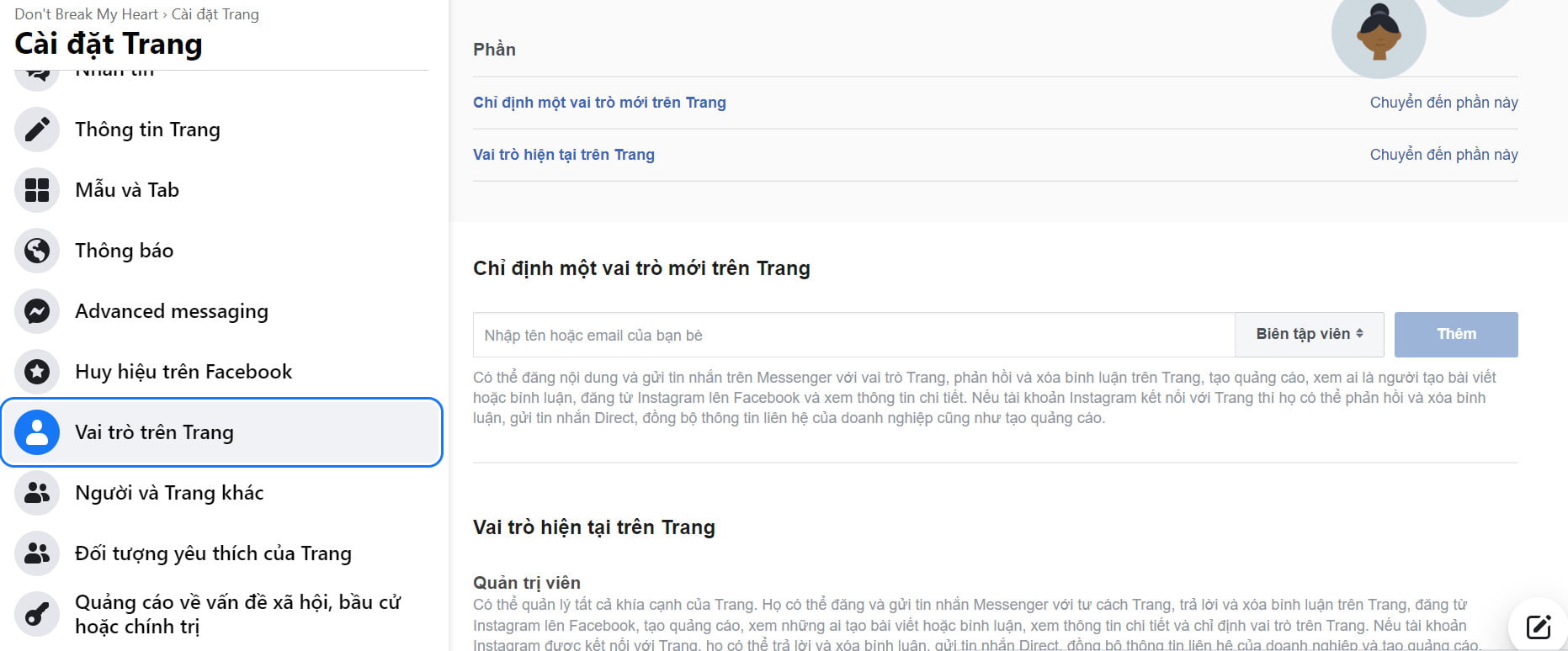 Truy cập vào phần cài đặt phân quyền quản trị viên cho fanpage